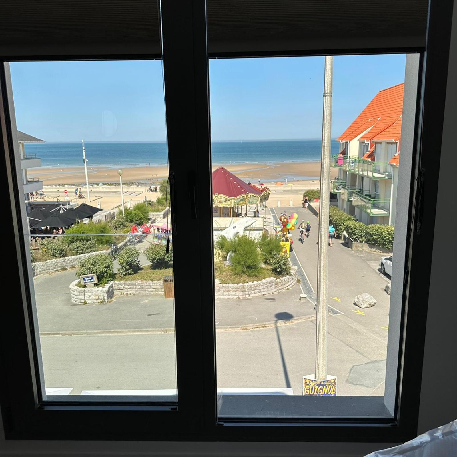 Logis- Hotel De La Baie De Wissant & Appartements ภายนอก รูปภาพ